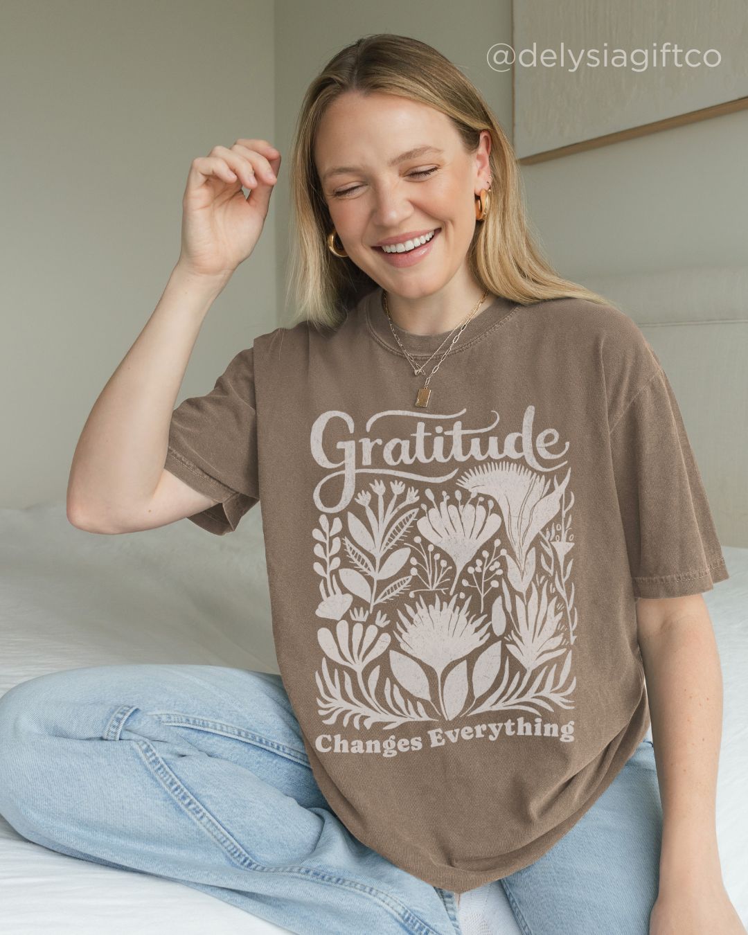 Gratitude Changes Everything // Premium Tee